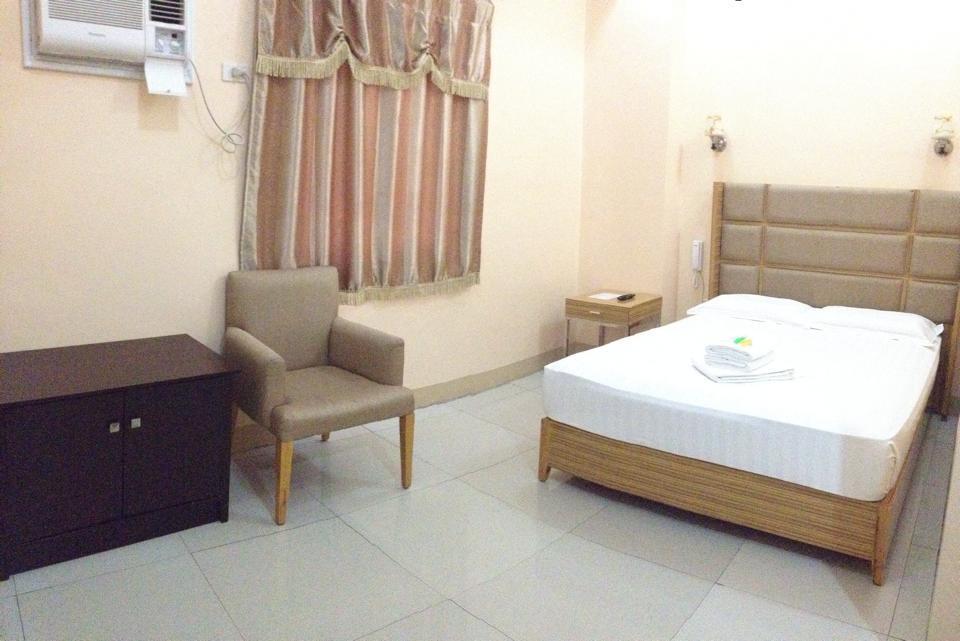 Asia Novo Boutique Hotel - Ormoc Esterno foto